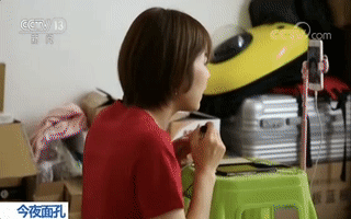 3岁车祸截肢，又遭父母遗弃，31岁的她靠直播逆