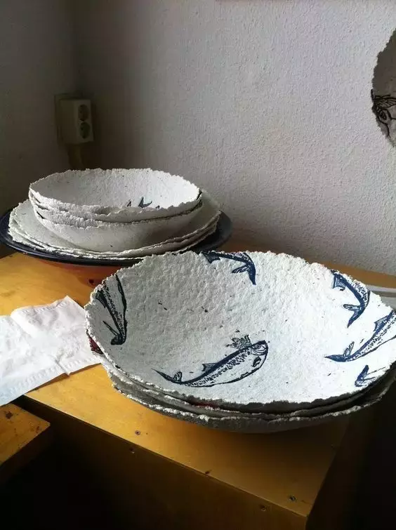 把废纸撕碎,做美丽的鲜花再生纸,成品也太美了吧...