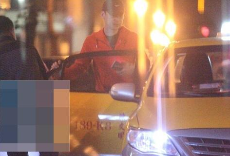 张承中为何娶了毁容的Selina后,又狠心离婚?婚礼的