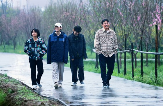 《向往的生活》收官：扭轉(zhuǎn)不了崩塌的口碑，留下的爛攤子誰(shuí)來(lái)收拾