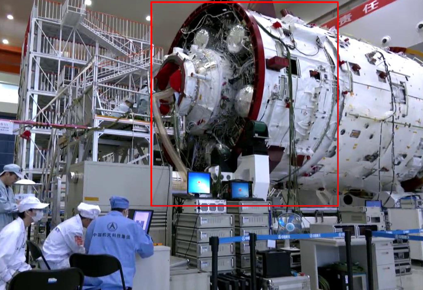 ��ͺ��Ĳ��м�̨����������λ����ģ�����ƶ�������һ�������״�