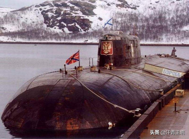 苏联库尔斯克号潜艇有哪些秘密，为何沉没后西