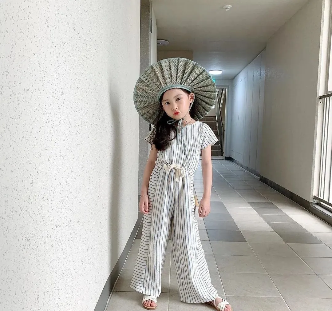 ​8岁女童“撞脸”宋慧乔，靠穿搭圈粉23万！谁规定小孩只能幼稚