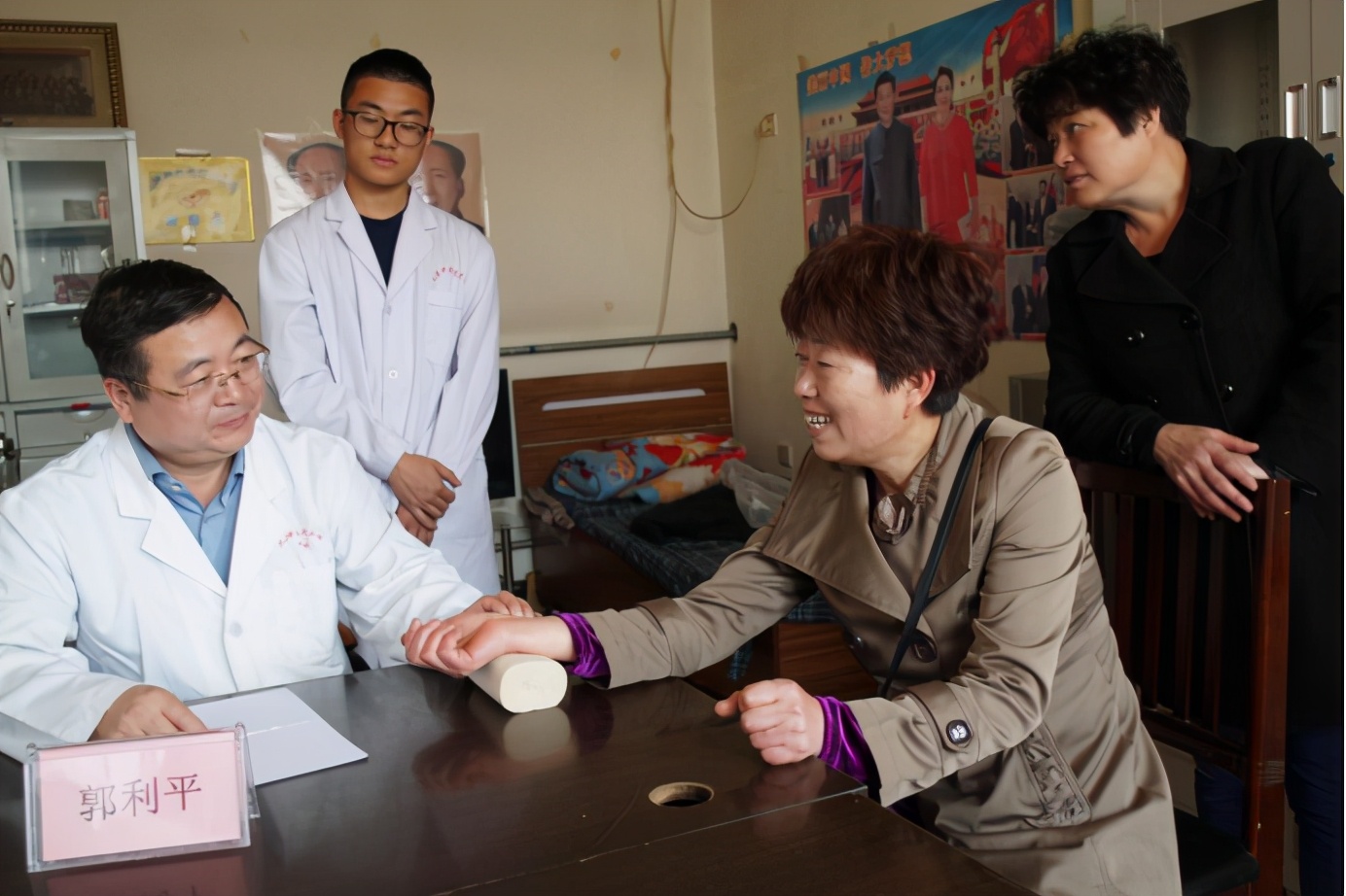 走向我们的小康生活｜天津中医药大学驻静海帮扶组：“岐黄亮剑”脱贫路“固本培元”奔小康