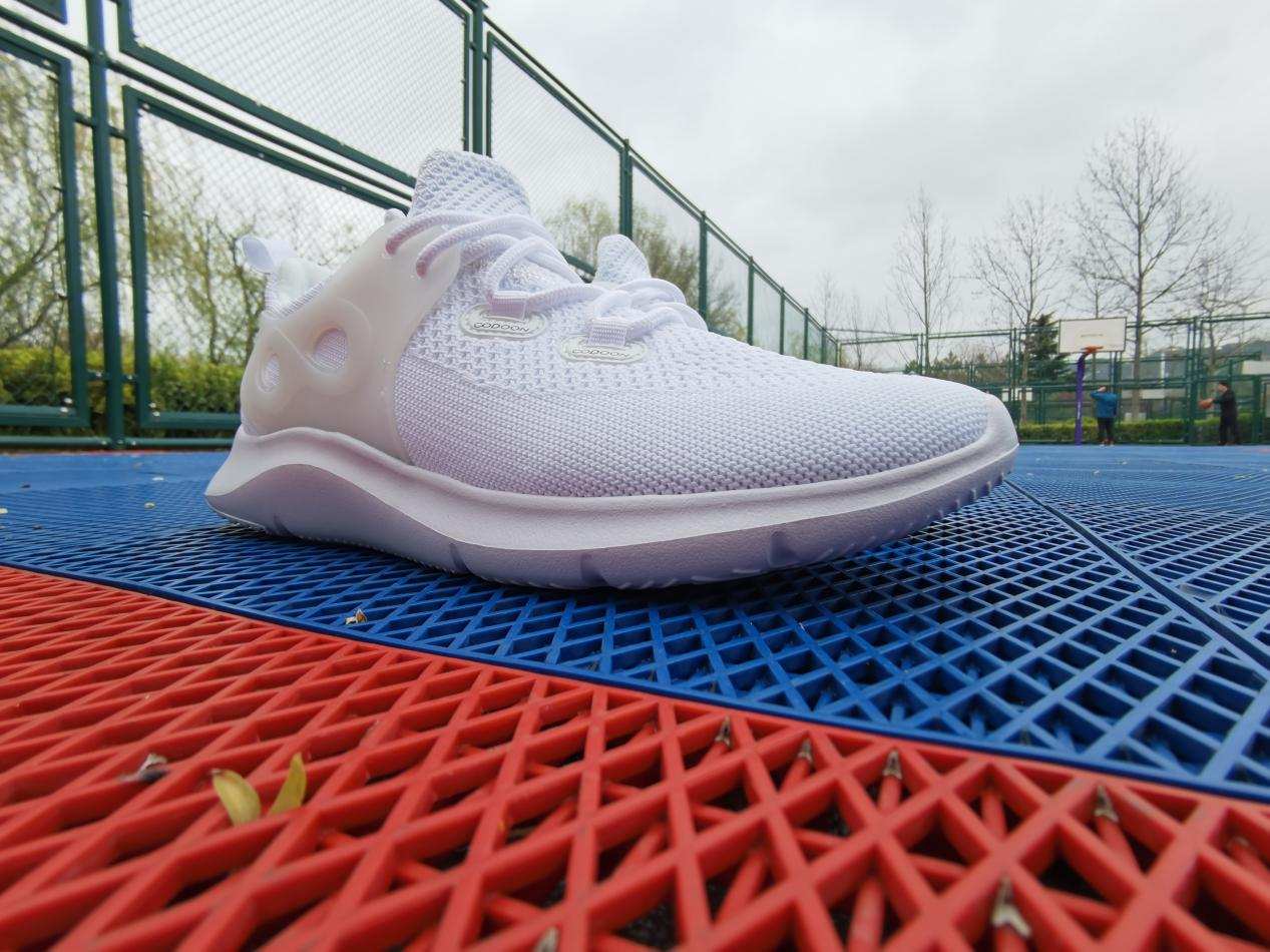 轻盈透气不累脚，咕咚跑鞋K5，专为运动而生