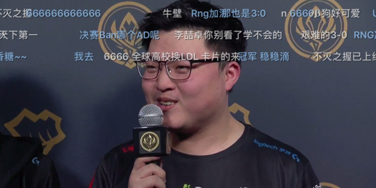 LOL小智談Uzi退役：比起小狗，廠長那次退役更讓我難忘