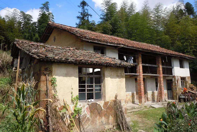 农村有土地流转，其实宅基地也能流转，有3风险