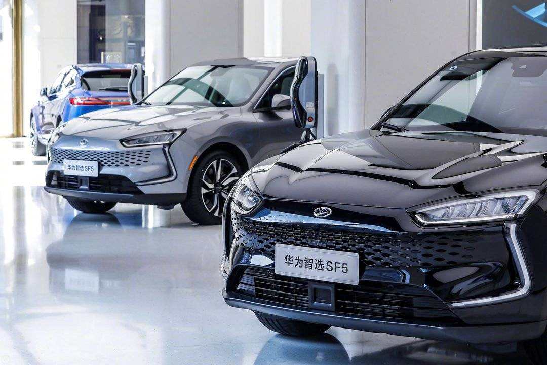 華為 坐擁5000家門店 沒有理由不賣車 未來汽車日報 Mdeditor