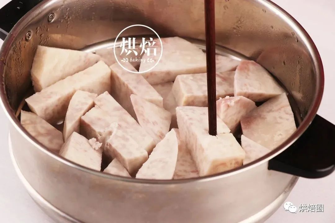 埋进椰香奶油慕斯里的芋泥卷 光看介绍就知道就多好吃了