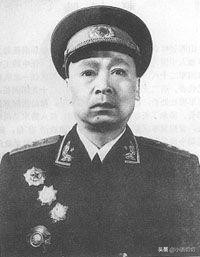 1955�����Σ�15λ�󽫺�ѡ�ˣ���ȥ���ϵ�10λ������5λ��˭