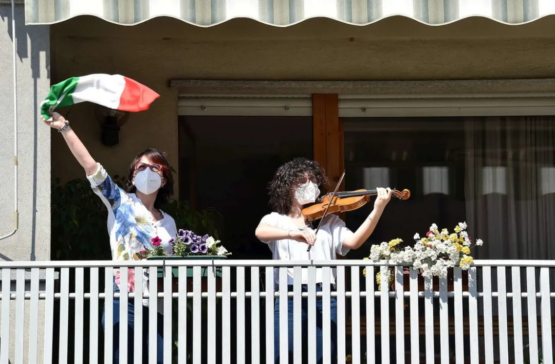 意大利解放日全国共唱《Bella Ciao》，米兰市长今