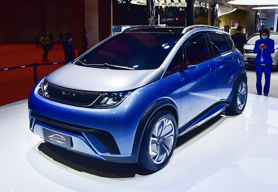 说不定销量会超过宏光miniev,比亚迪推全新纯电动两厢小车