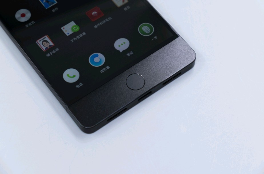 罗永浩出走后，锤子新机能否重拾骄傲？朱海舟