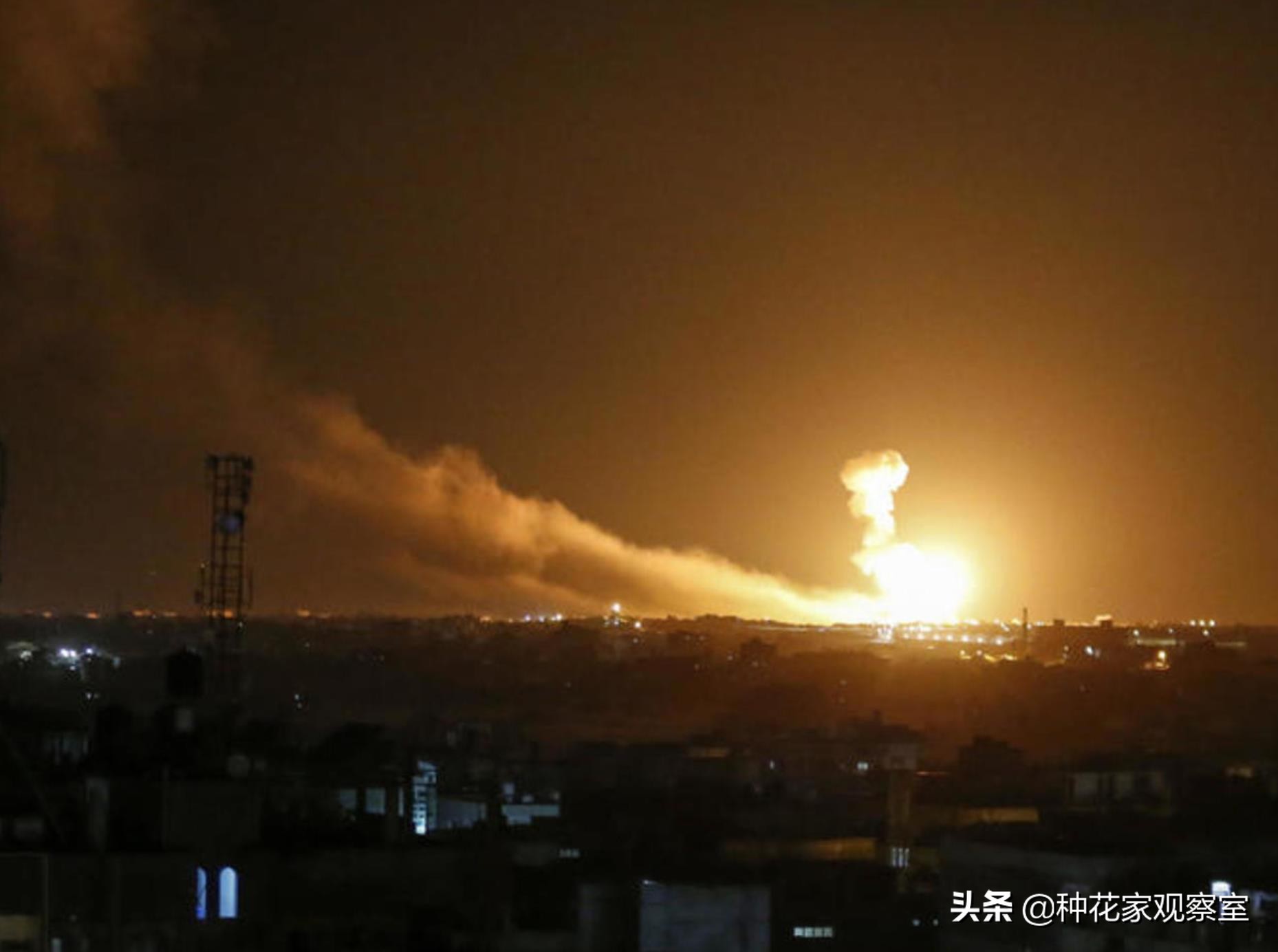 �����б䣿Ī��ɭ��Ǹ���ݵ�ȫ���ݽ�����ʧ�䣬��ɫ�е������ݻ�