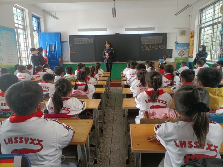 河南漯河：唱响“三部曲” 文明养犬添动力