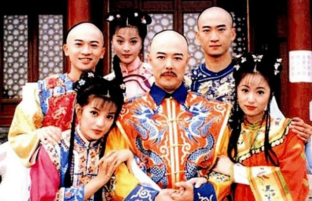 12岁爆红却毅然退圈，最终皈依佛门，小鸽子胡雅