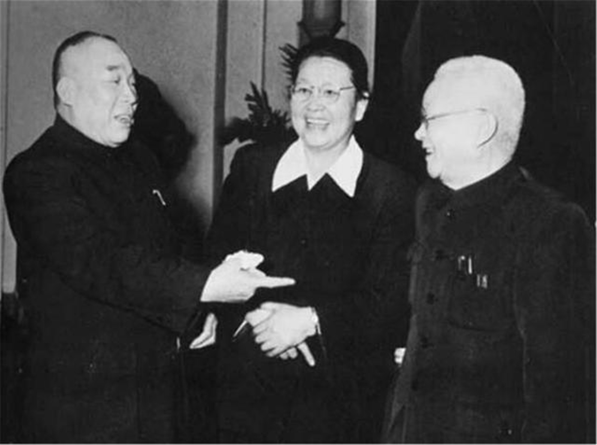 中国首位提出“计划生育”的人，自己却有一妻