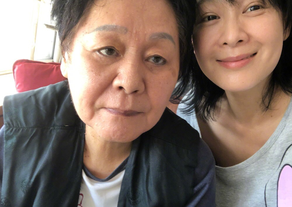 父亲|刘若英悼念父亲 年轻时儒雅帅气堪称人生大赢家