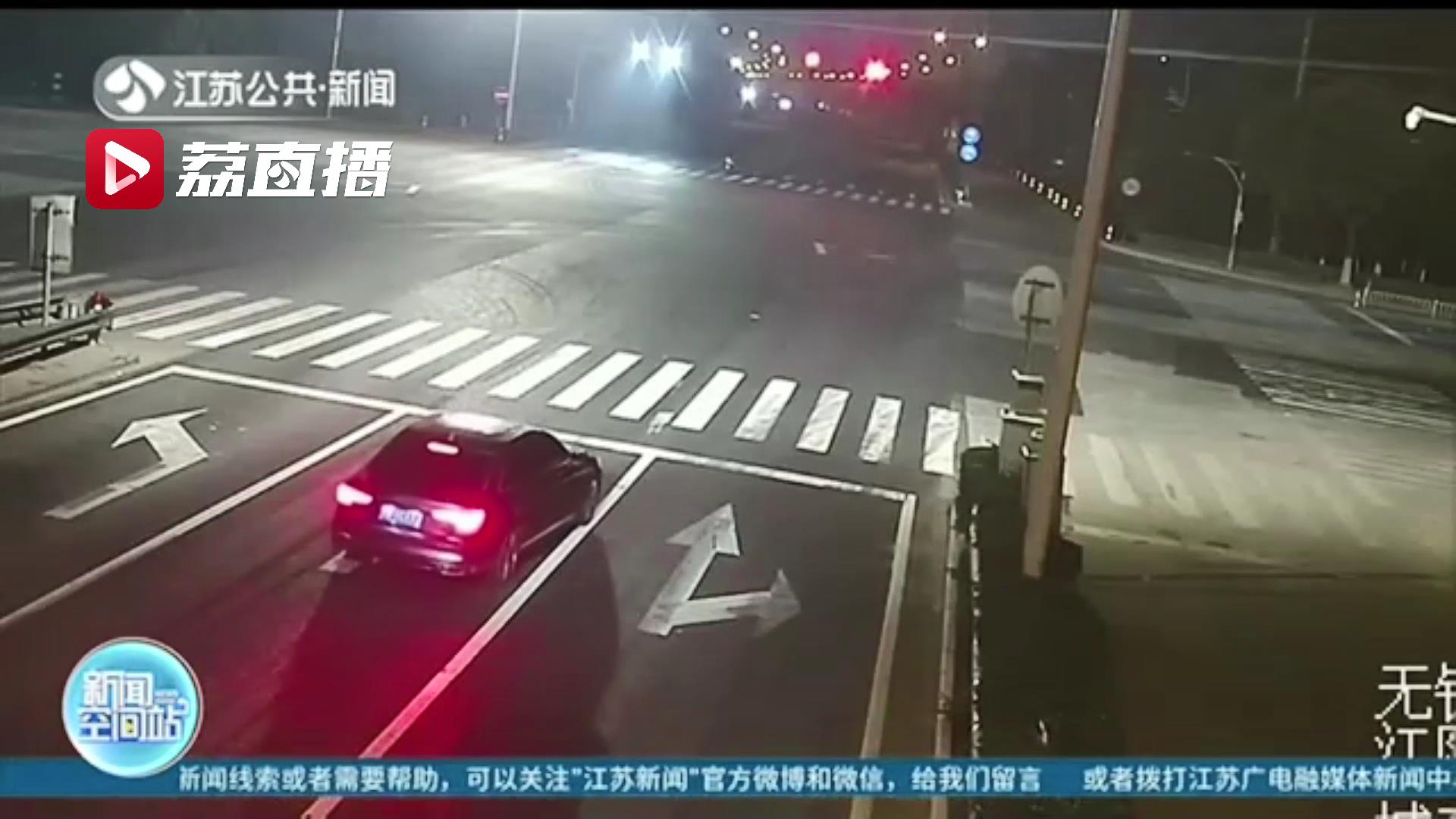 男子凌晨找不到代驾于是醉驾回家 等红灯时睡着了