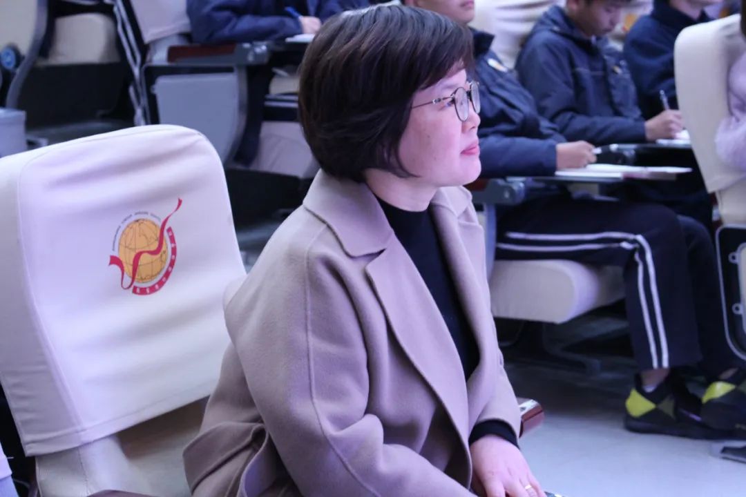 张家港外国语学校国际文化艺术节——语奥走进神秘的非洲
