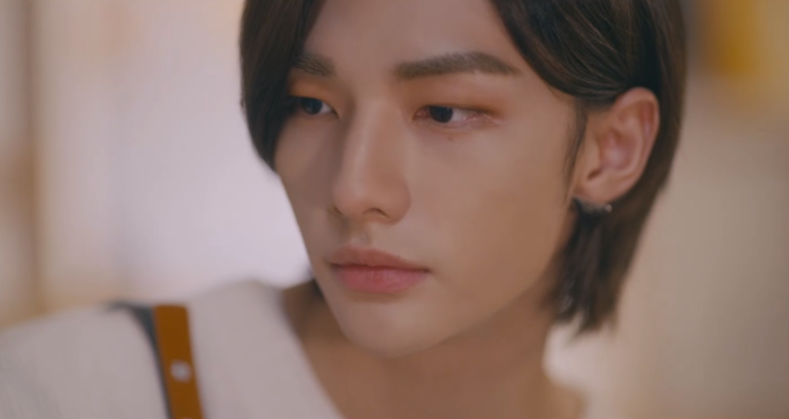 校園霸凌就這麼算了？ StrayKids黃鉉辰在全新MV裡登場