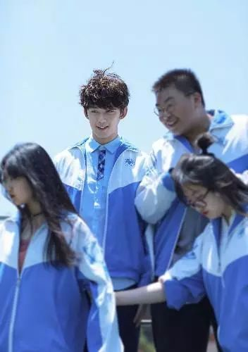 Wu Lei does not perform a little brother, small wolfhound of every year general attack just is you is correct open way