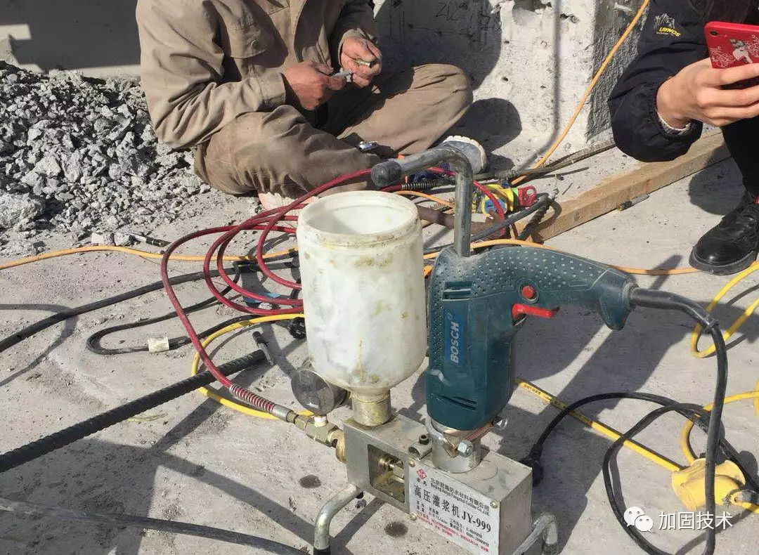 是什么在摧毀混凝土的耐久性？「卡本科技加固課堂」裂縫膠