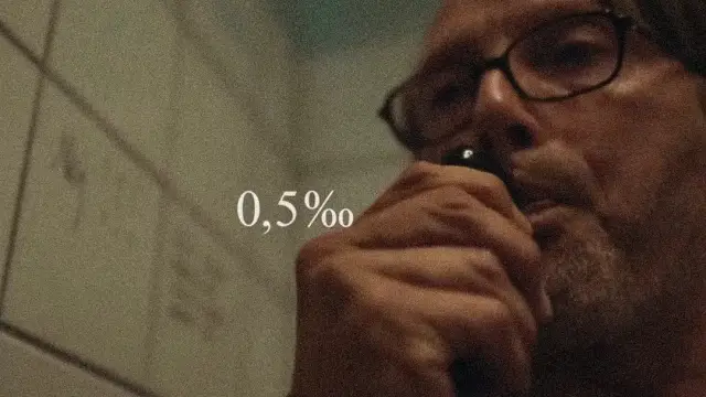 《酒精计划》旁观拍手笑疏狂,疏又何妨?狂又何妨?