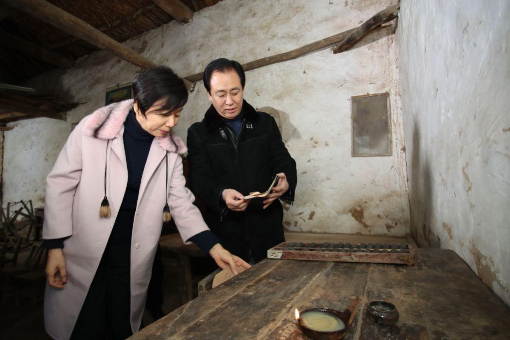 干过保安、掏过粪，“靠打牌”融资5亿，许家印的隐忍你学得会么