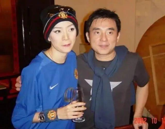 当爷爷的年纪当了爸：曾与郑裕玲相恋16年，今