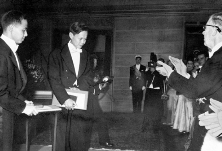 1973����������ë��ϯ��Ӱ���������ʮ����ϧ������Ƭ���ҿ���