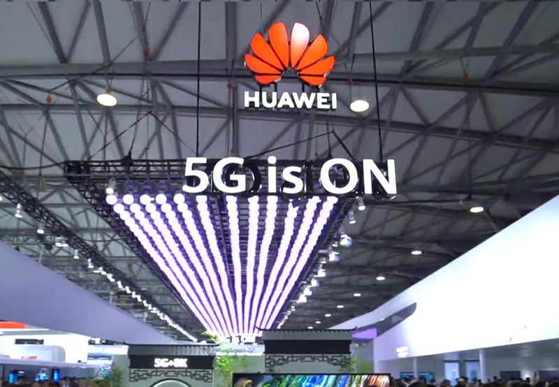 小米、OPPO、vivo捐了5000万后，华为被网友盯上，逼问捐了没有