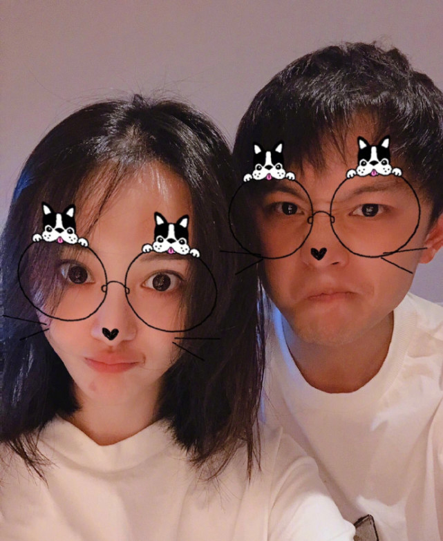 网曝郑爽团队曾紧急公关，要承认代孕接孩子回国，反被骂吃白饭的