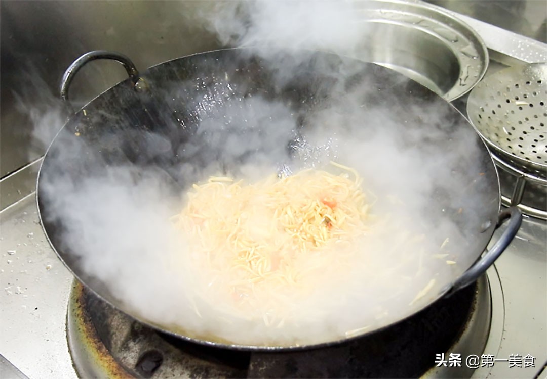 图片[8]-家常杏鲍菇烧肉做法  好吃又下饭-起舞食谱网