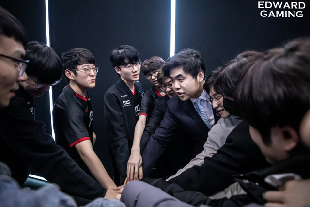 EDG七连胜后稳进季后赛？风哥复盘：EDG是教科书式的运营