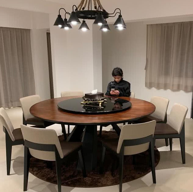 张柏芝晒大儿子近照，身高接近妈妈超有型，网