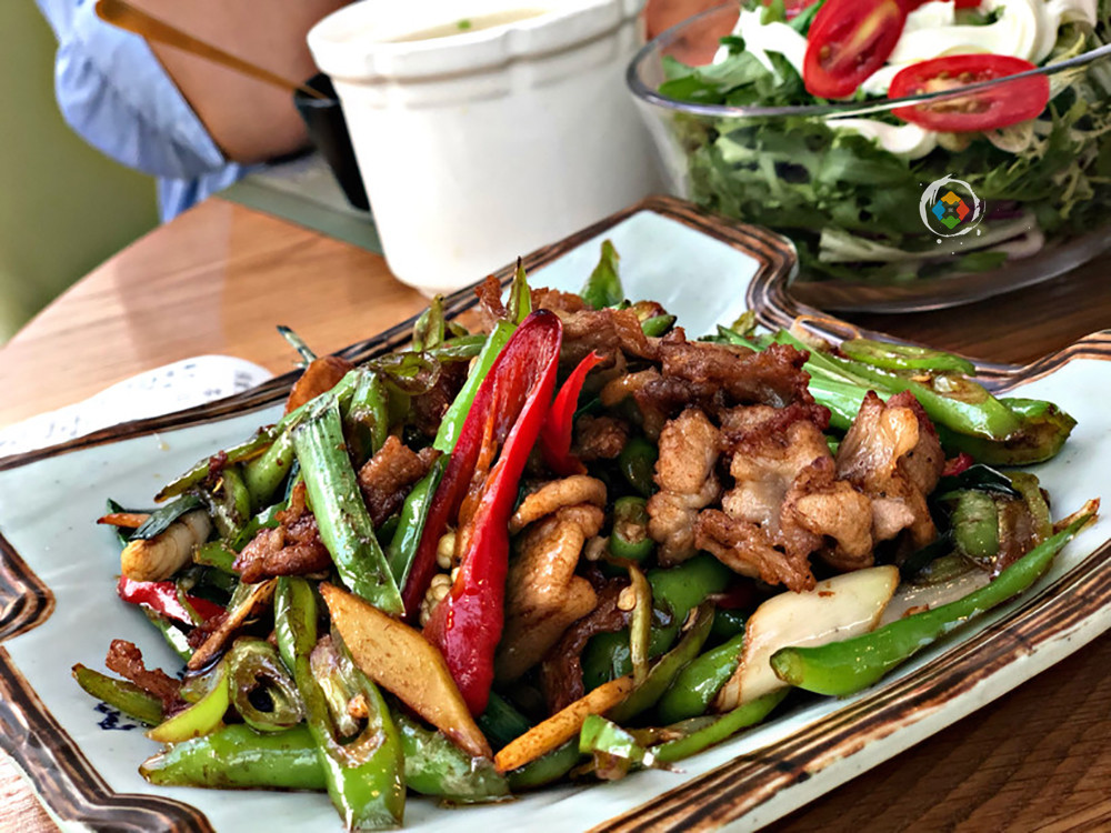 重庆人最爱吃的10家江湖菜，网红餐厅口碑差，饭粑跎不愧是老字号