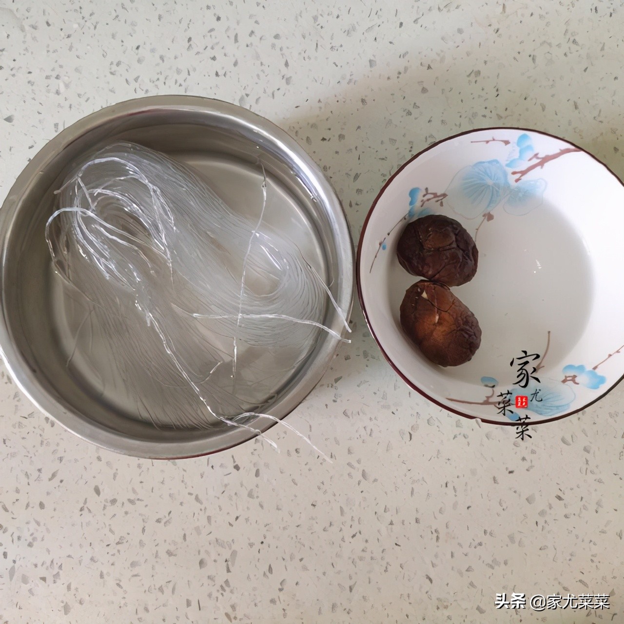 夏天就爱这菜，清热解暑又营养，不用一滴油，蒸一蒸出锅瞬间抢光