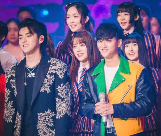 ​“归国四子”中，吴亦凡黄子韬鹿晗都火了，唯独他查无此人