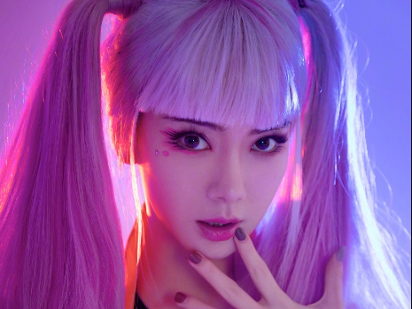 戚薇否认女人\"生育工具\"，儿孙满堂不是