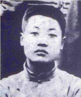 砸毁电台，悲壮的留守红军突围到油山后，陈毅