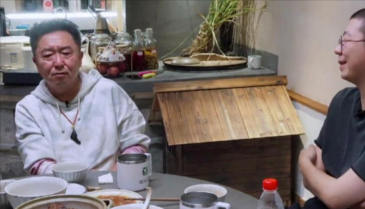 何云伟天桥商演翻车，郭德纲发文感慨昔日德云