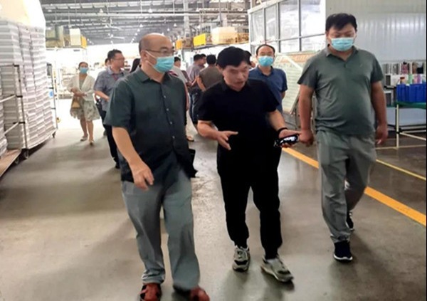 尚延礼深入民权县企业走访调研