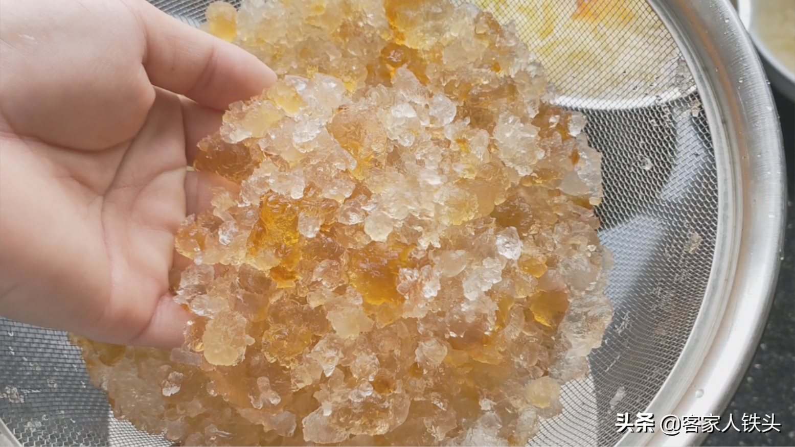 秋季干燥常给家人做一锅羹，营养味美还润肤，食材普通常吃好肤色
