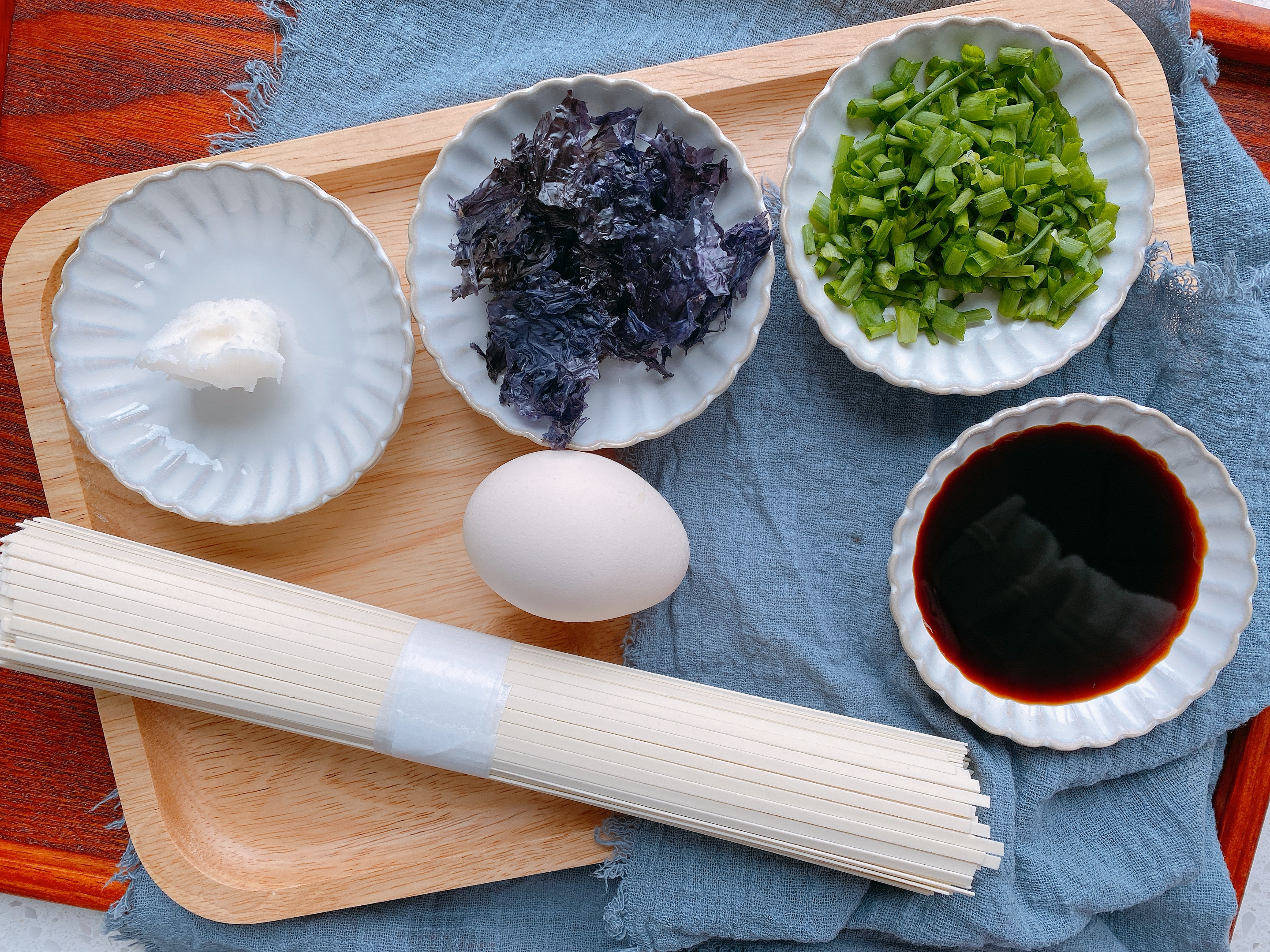 下雪天來一碗熱騰騰的湯麵，5種做法，10分鐘搞定，簡單有營養