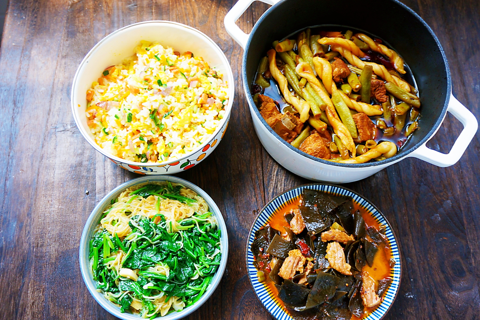 A family of three dinners, 7 days not heavy, with meat and vegetables, rich nutrition, family favorites