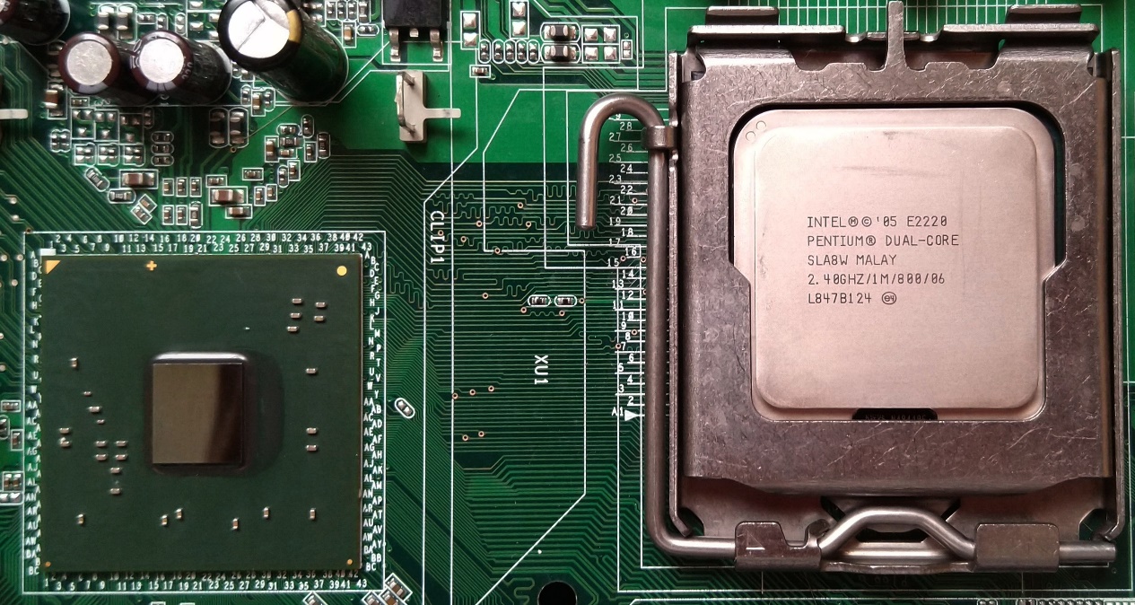 核显和集显其实不是一码事，集显来自主板，核显来自CPU