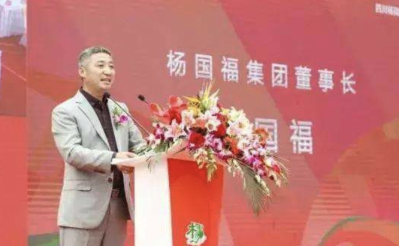 这个东北人创业卖四川麻辣烫，开了6000家门店，怎么做到的？