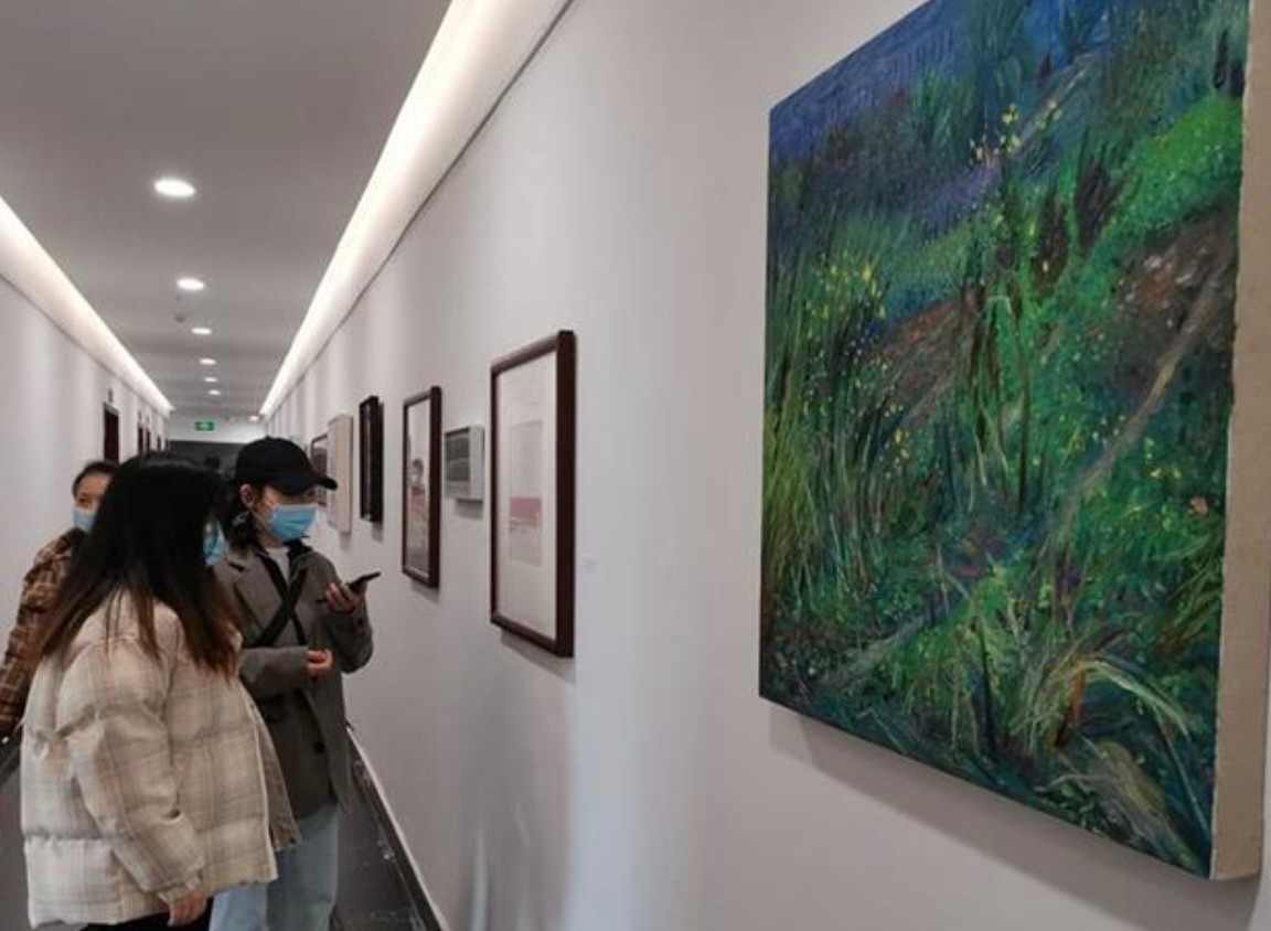 湖北知名畫家劉春冰、陳鋒作品亮相崇文藝林美術(shù)館