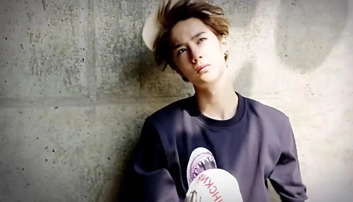 名创优品迎来王一博和张子枫代言，艺人破圈，